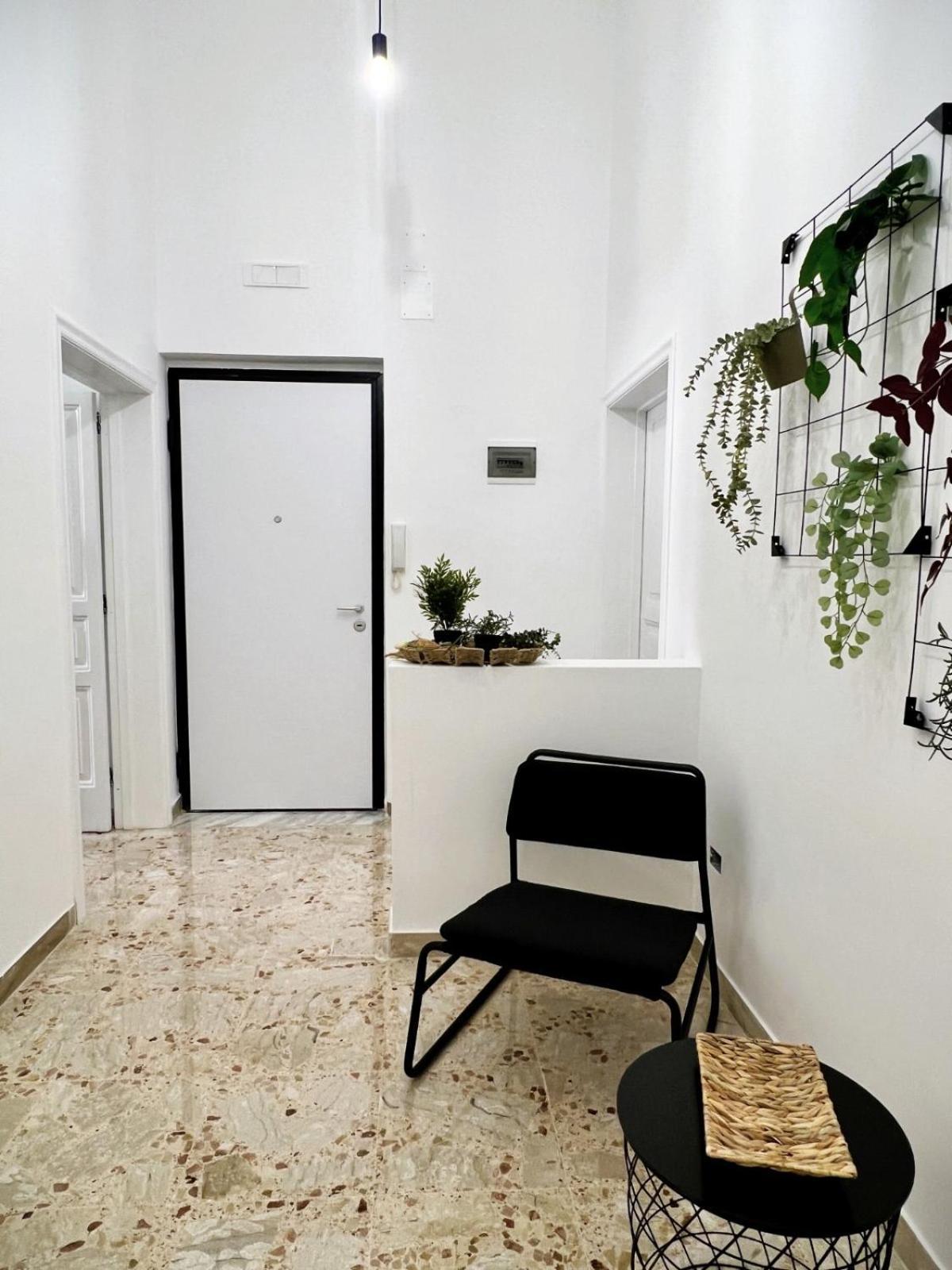Apartamento Lucky Corner Tarento Exterior foto
